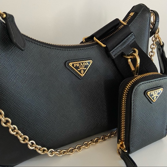 Prada Re-Edition 2005 Saffiano - Picture 5 of 12